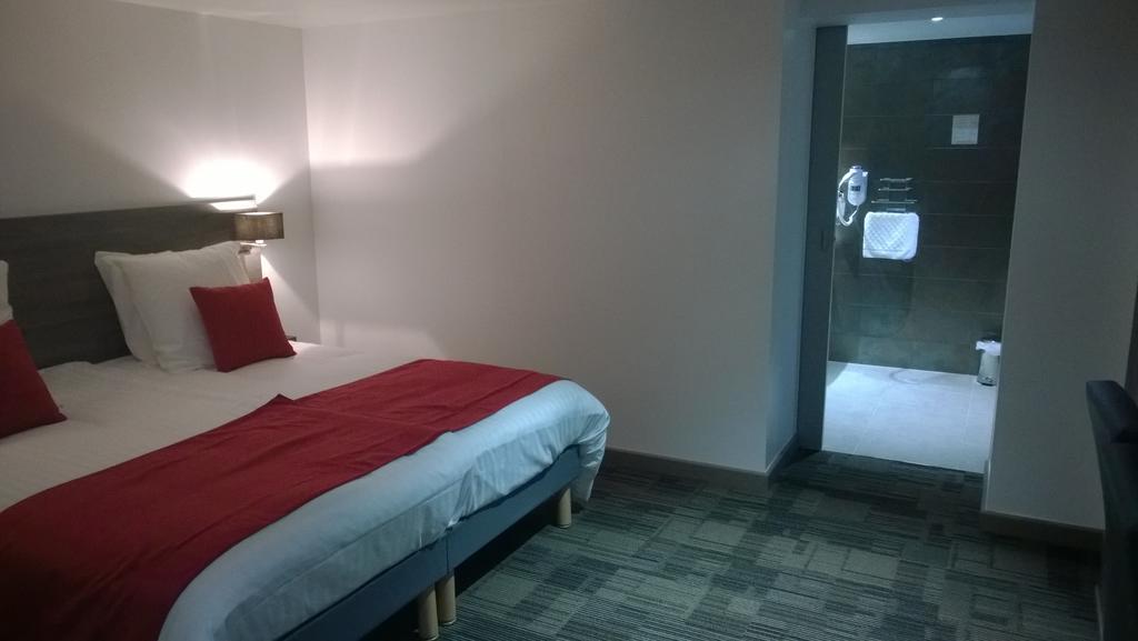 Cour Du Tonnelier Hotell Bouxwiller  Rum bild