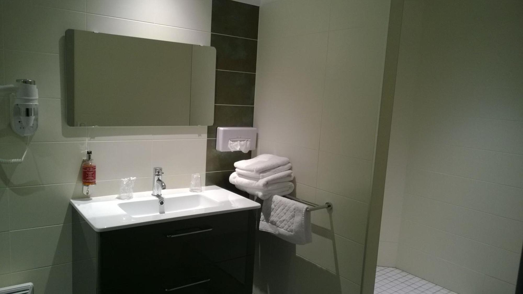 Cour Du Tonnelier Hotell Bouxwiller  Rum bild